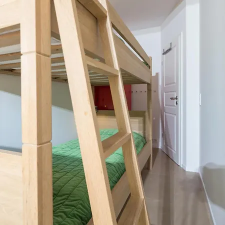 Deichnest Apartment *